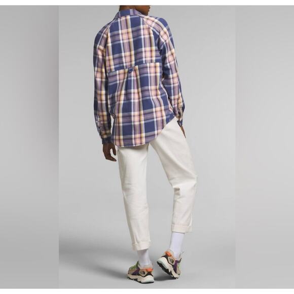 North Face Women's Flannel Camp Shirt Plaid - Picture 3 of 7